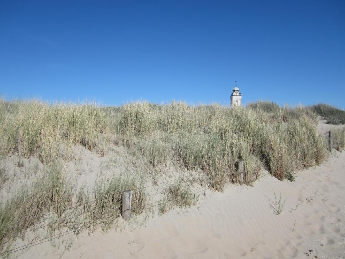 Huisje De Strandjutter カトウェイク・アーン・ゼー エクステリア 写真